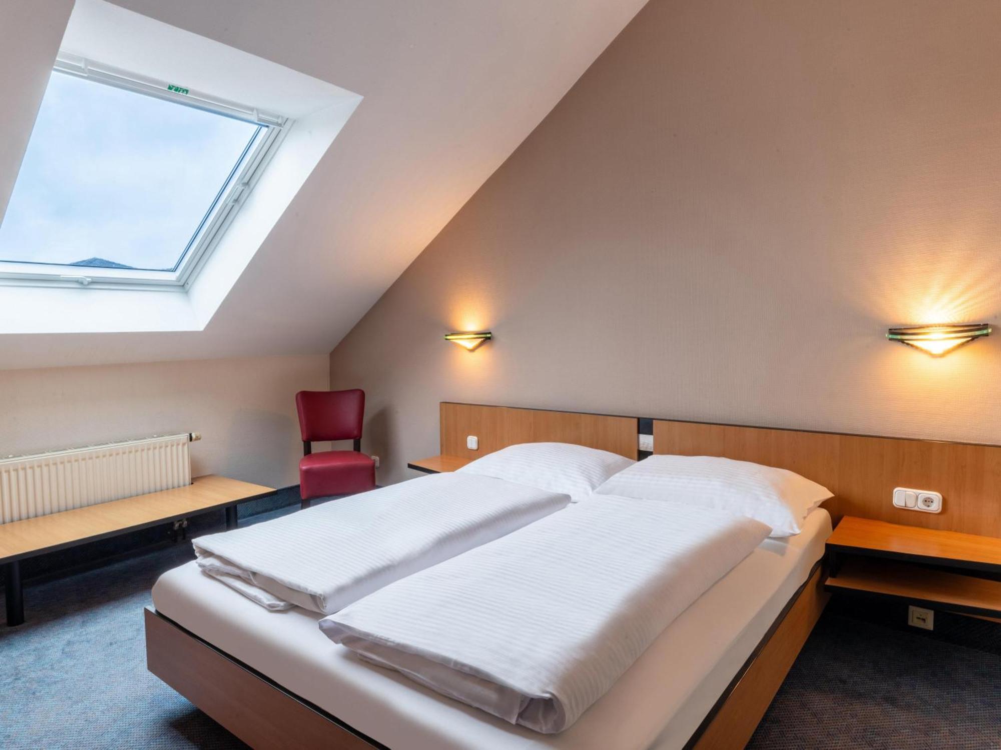 B&B Hotel เอชไวเลอร์ ภายนอก รูปภาพ